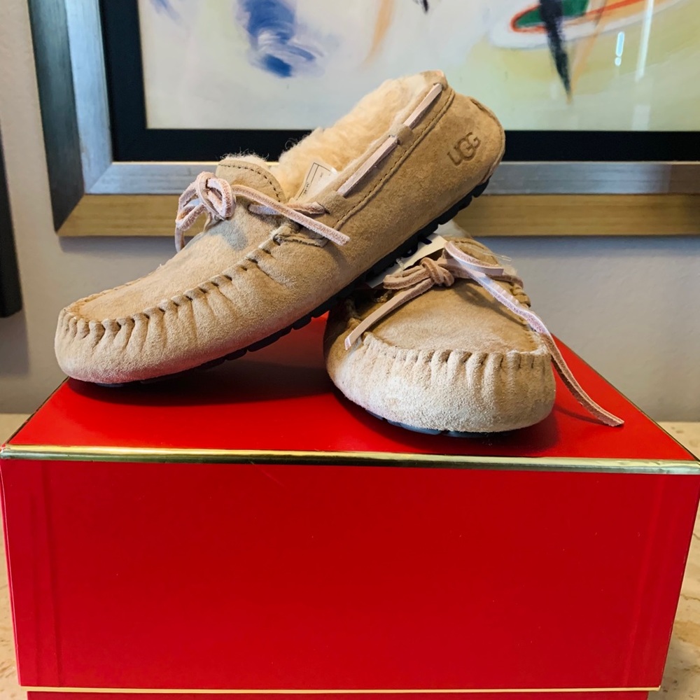 Uggs Australia Moccasins